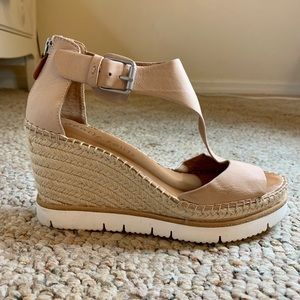 Gentle Souls Wedges by Kenneth Cole